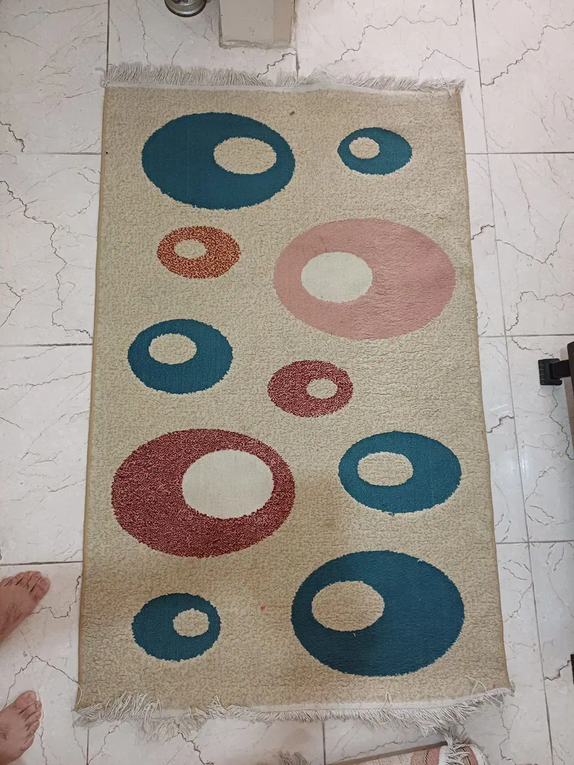 قالیچه|فرش|کرج, کوی کارمندان شمالی|دیوار