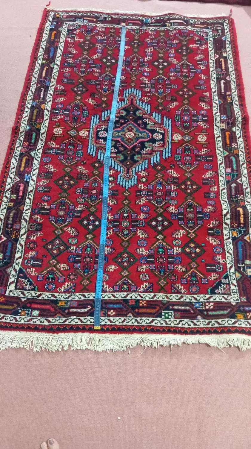 فرش دست بافت (پشتی) ( خریدار مو موی بانوان)|فرش|همدان, |دیوار