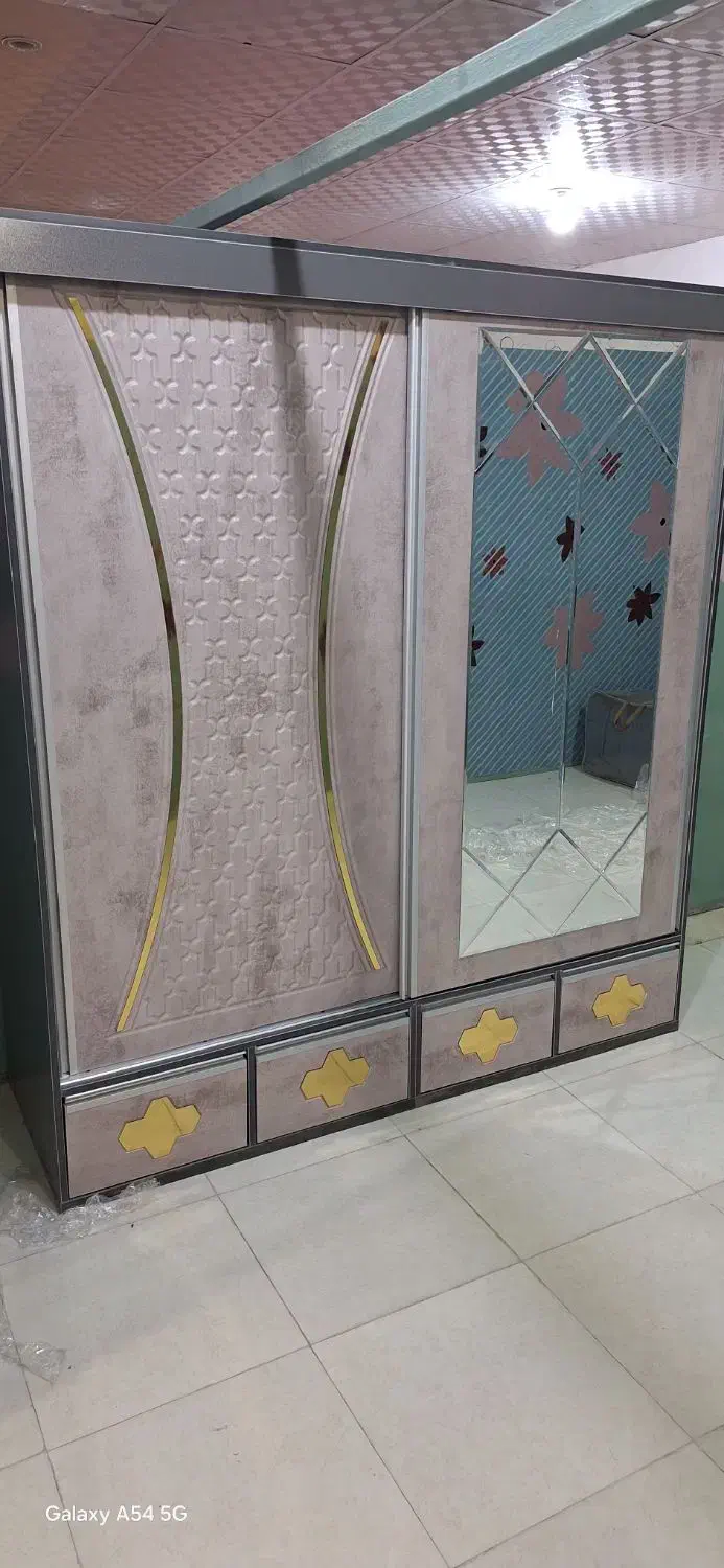 کمد|جاکفشی، کمد، دراور|قشم, |دیوار