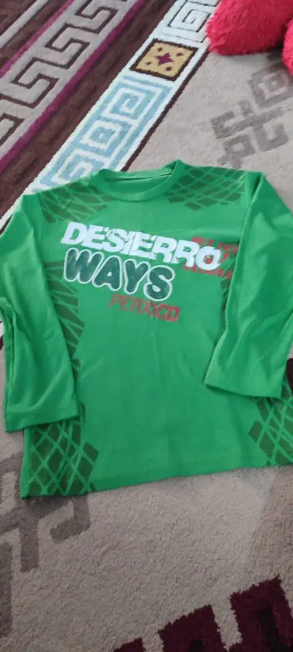 چند عدد لباس بچه و اسباب بازی|کفش و لباس بچه|نیشابور, شریعتی|دیوار