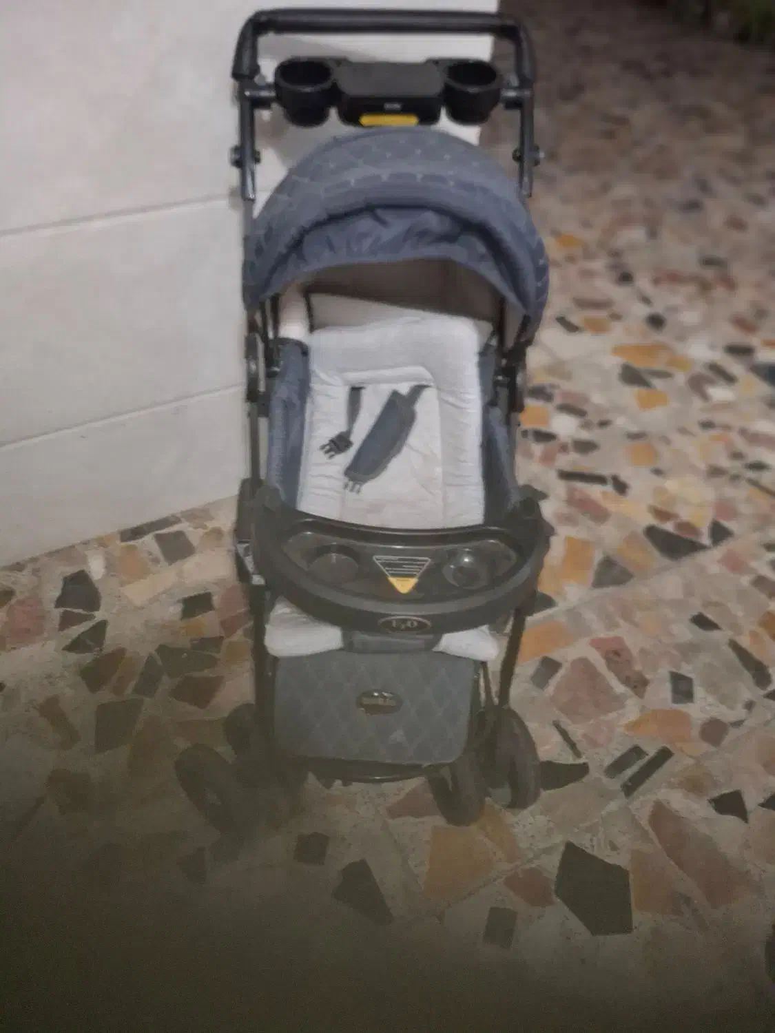 کالسکه|اسباب و اثاث بچه|رشت, سلیمانداراب|دیوار