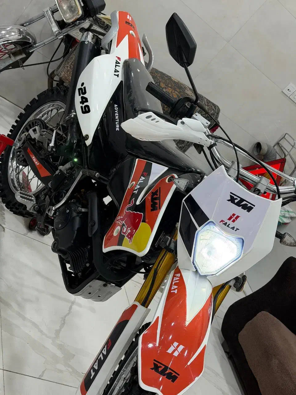 فلات کی تی ام ۲۵۰|موتورسیکلت|سقز, |دیوار