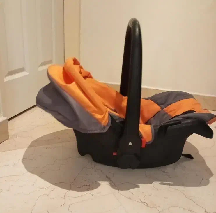 کریر فرانسوی پیرگاردین|کالسکه و لوازم جانبی|تهران, مهرآباد|دیوار