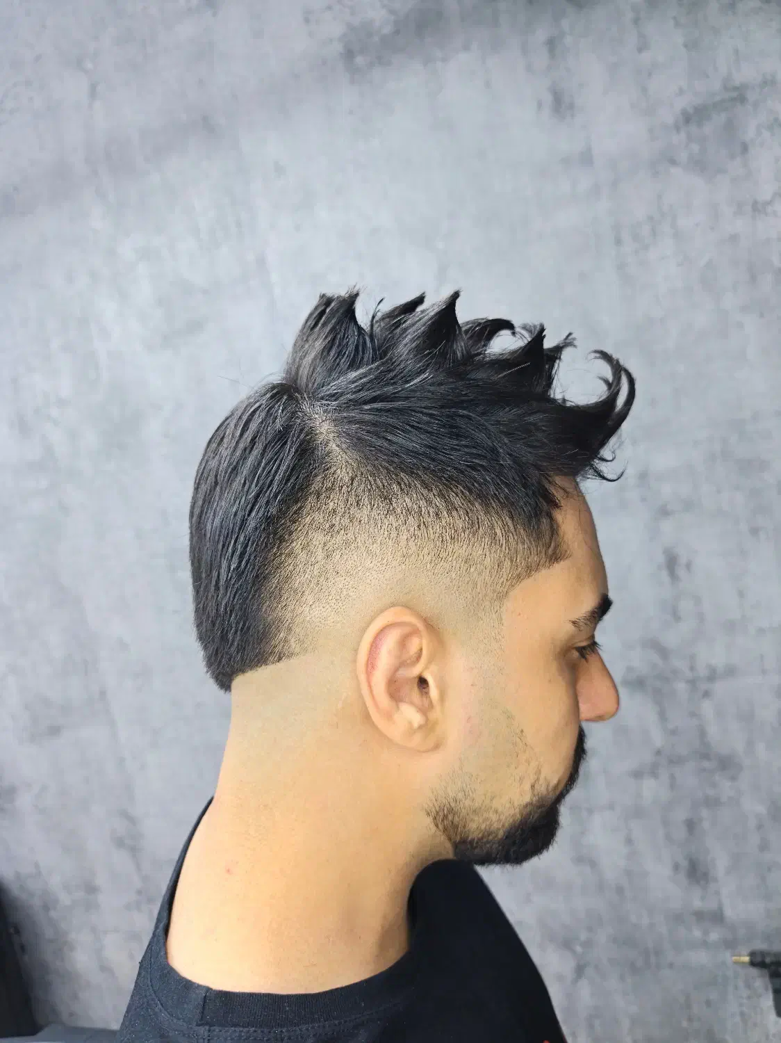 اصلاح رایگان آقایان|خدمات آرایشگری و زیبایی|اصفهان, صدف|دیوار