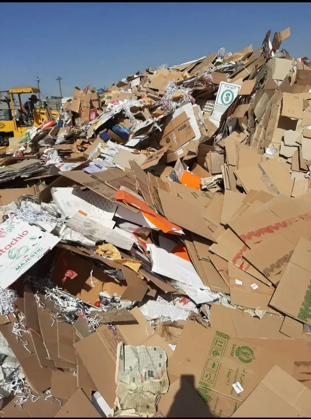 بالاترین خریدارضایعات کارتون کتاب باطله.کیلویی18|خدمات پیشه و مهارت|رشت, توشیبا|دیوار