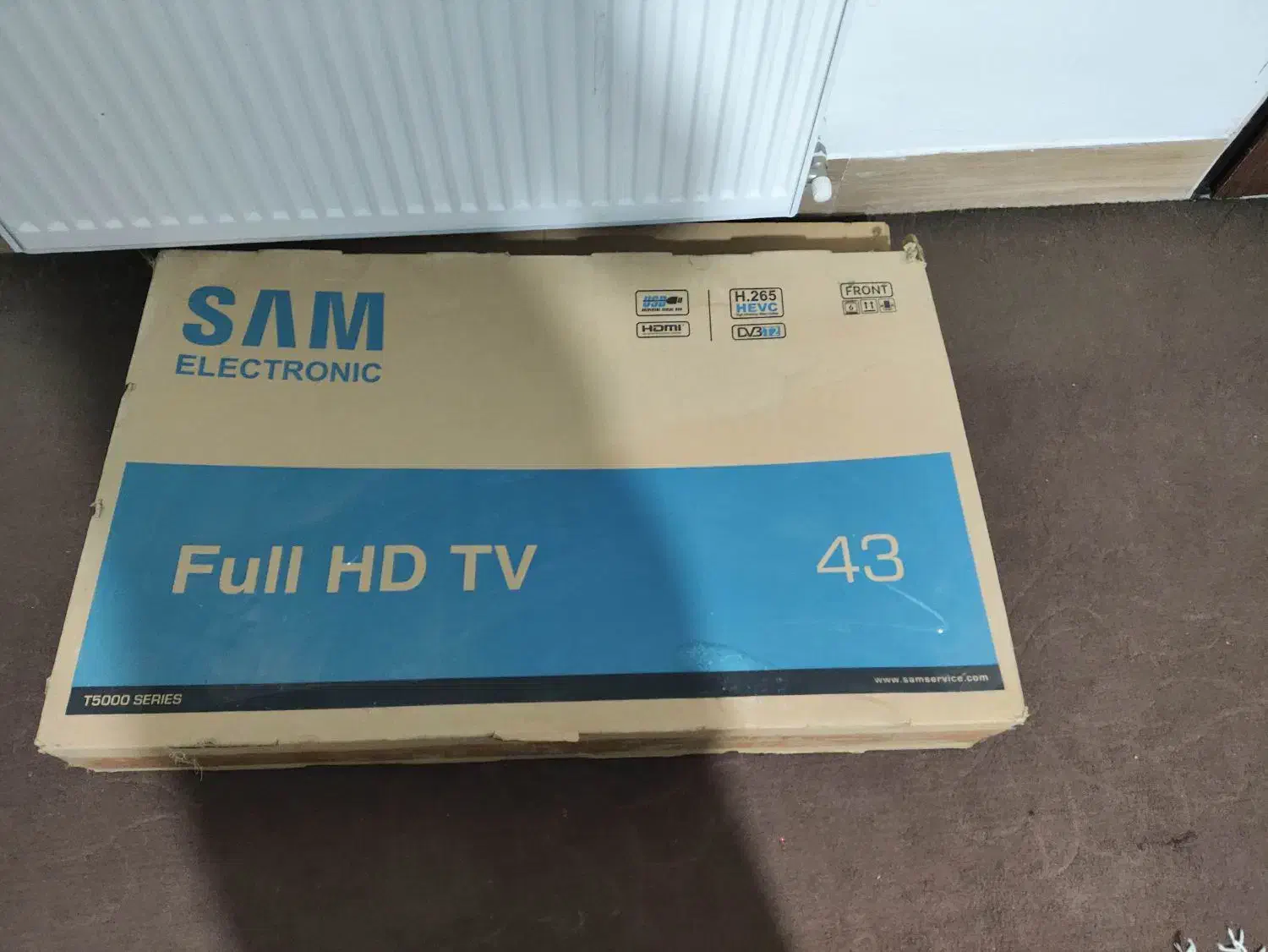 تلویزیون ۴۳ سام|تلویزیون و پروژکتور|سنندج, |دیوار