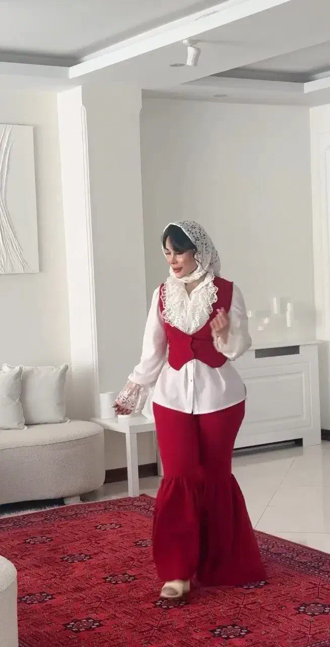 ست چهار تیکه فروش فوری|لباس|مشهد, جانباز|دیوار