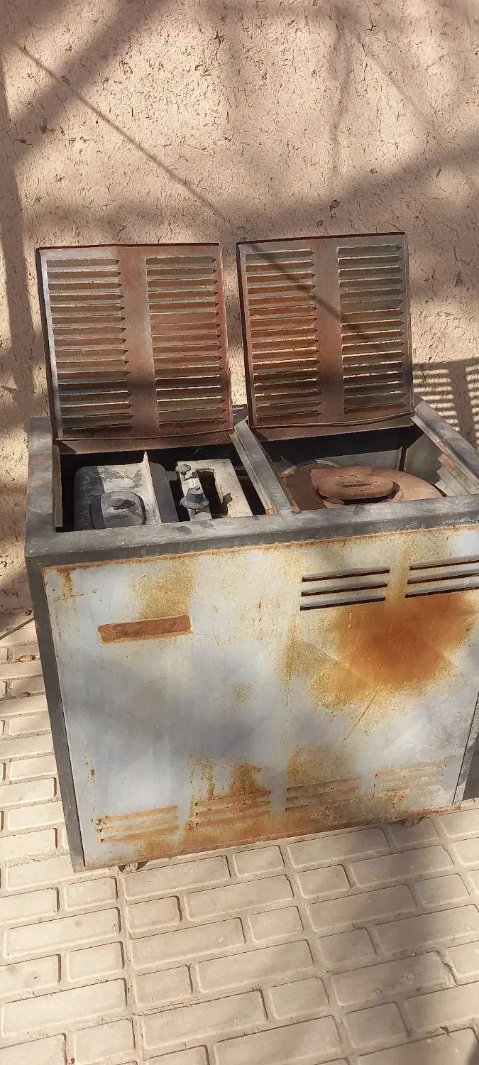 فروش بخاری نفتی قدیمی|بخاری، هیتر، شومینه|اردکان, |دیوار