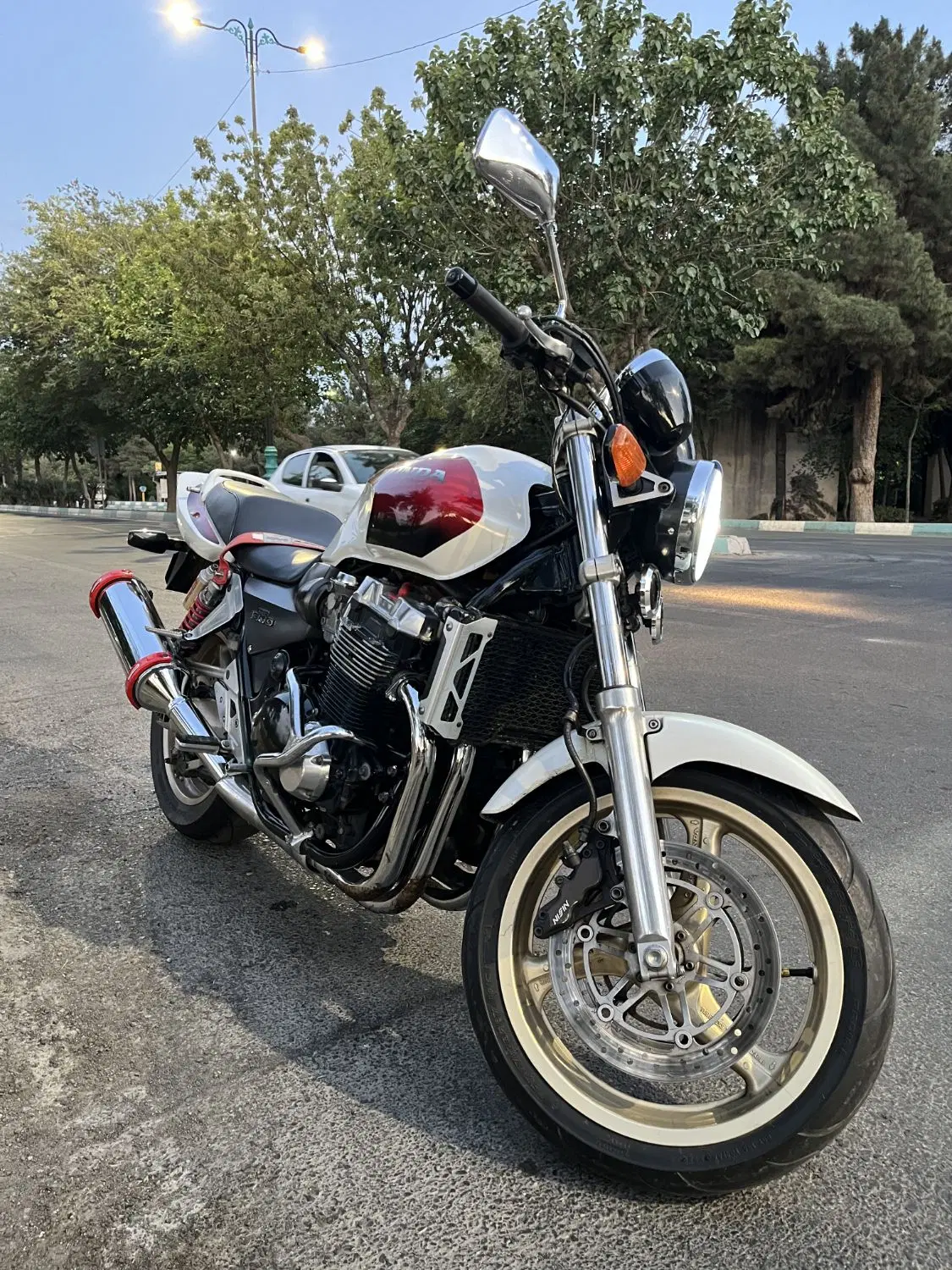 cb1300|موتورسیکلت|شهر ری, سیزده آبان|دیوار