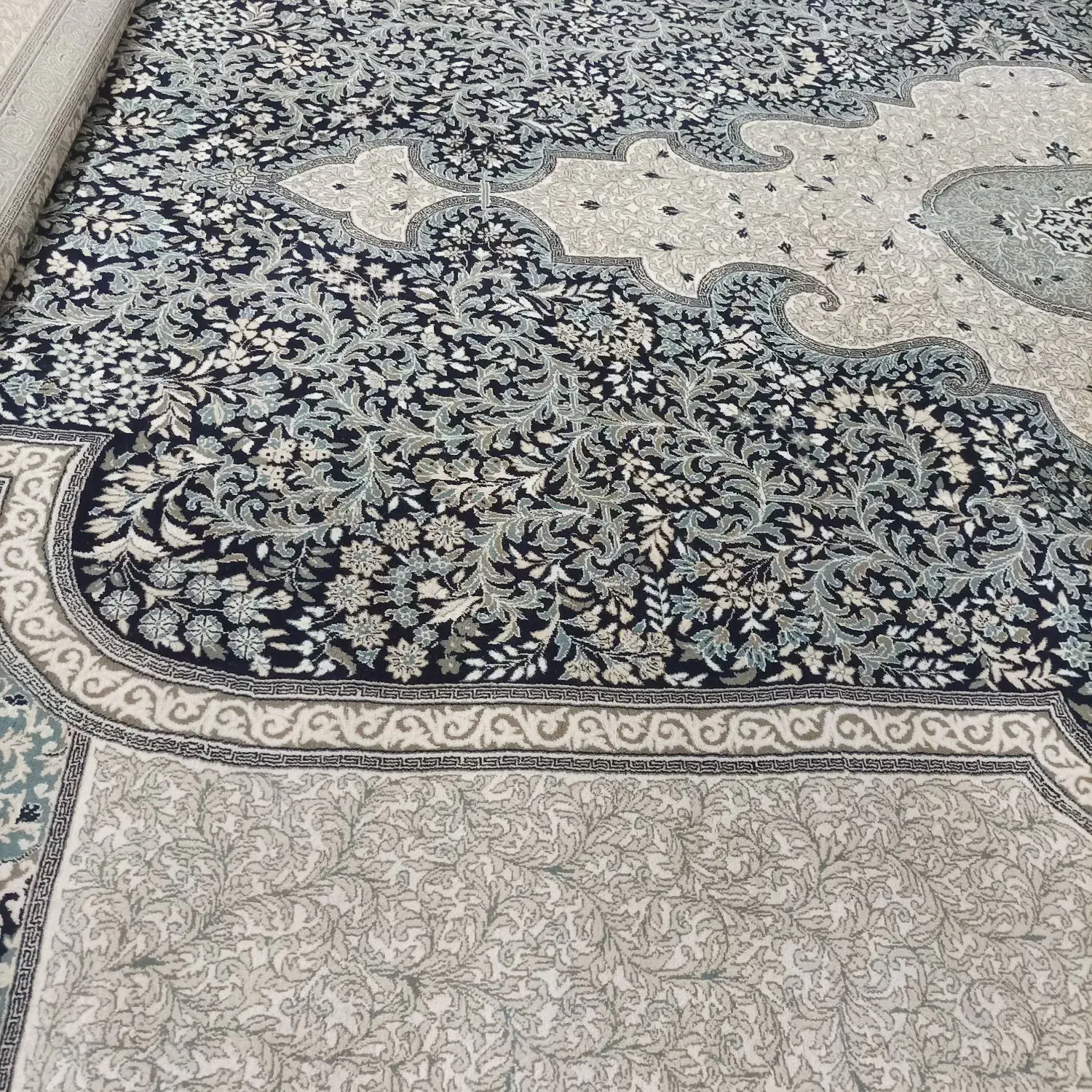 فرش ۲۴ متری و ۱۲ متری|فرش|مشهد, حضرت حجت|دیوار