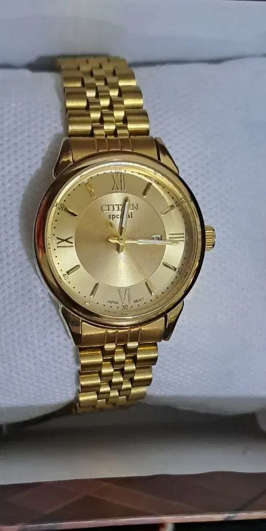 ساعت مچی زنانه مارک سیتیزن|ساعت|بروجرد, |دیوار