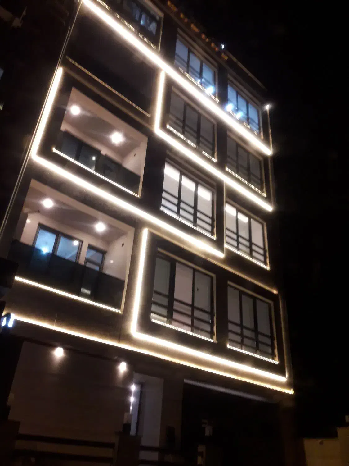 گروه ساخت و ساز تک|مصالح و تجهیزات ساختمان|رشت, کوی غلام نیا|دیوار