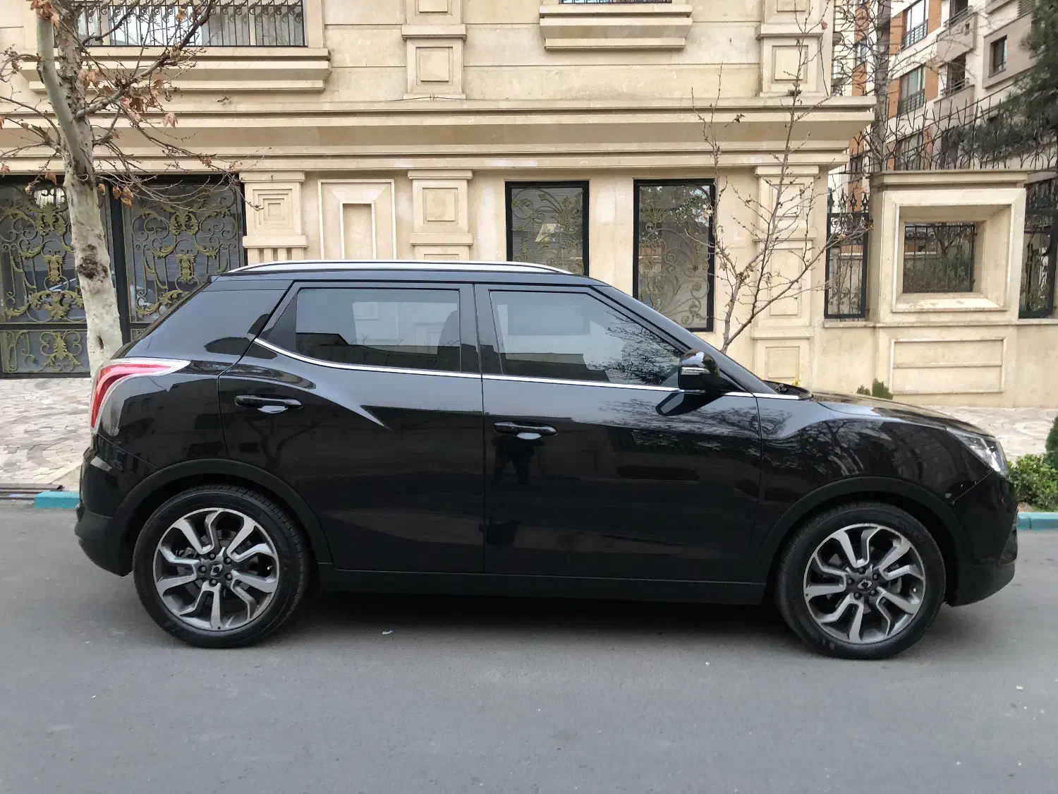 تیولی مشکی مدل 2016|خودرو سواری و وانت|تهران, تهرانپارس غربی|دیوار