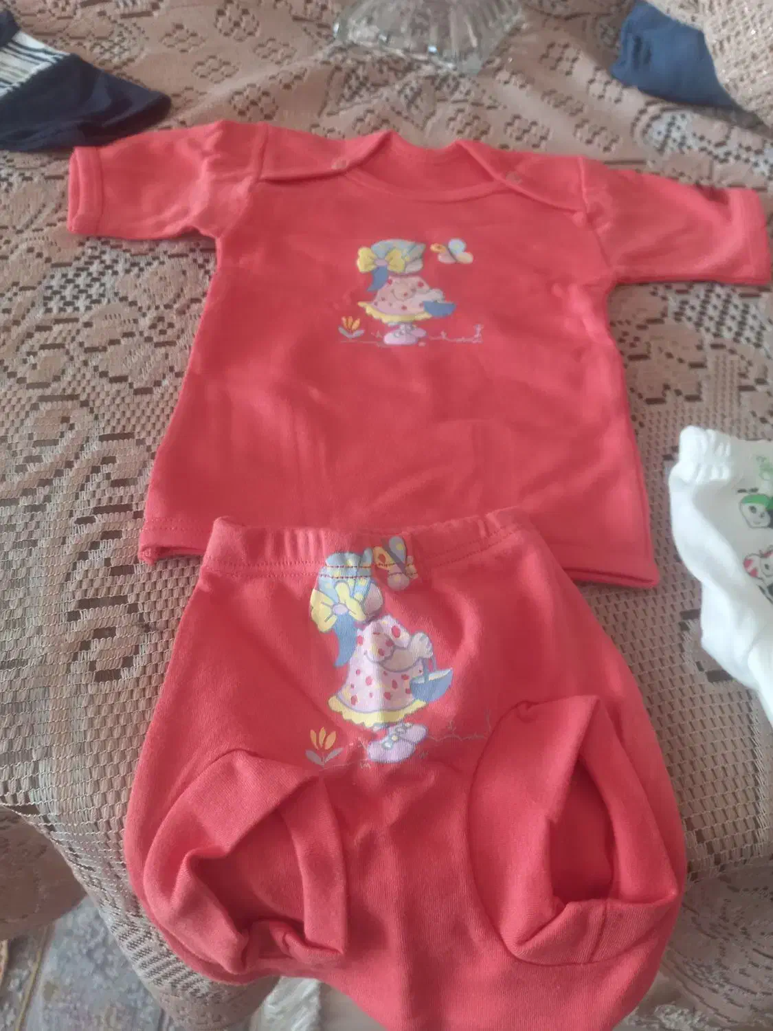 لباس نوزادی وعروسک|کفش و لباس بچه|تهران, شهرک کوهسار|دیوار