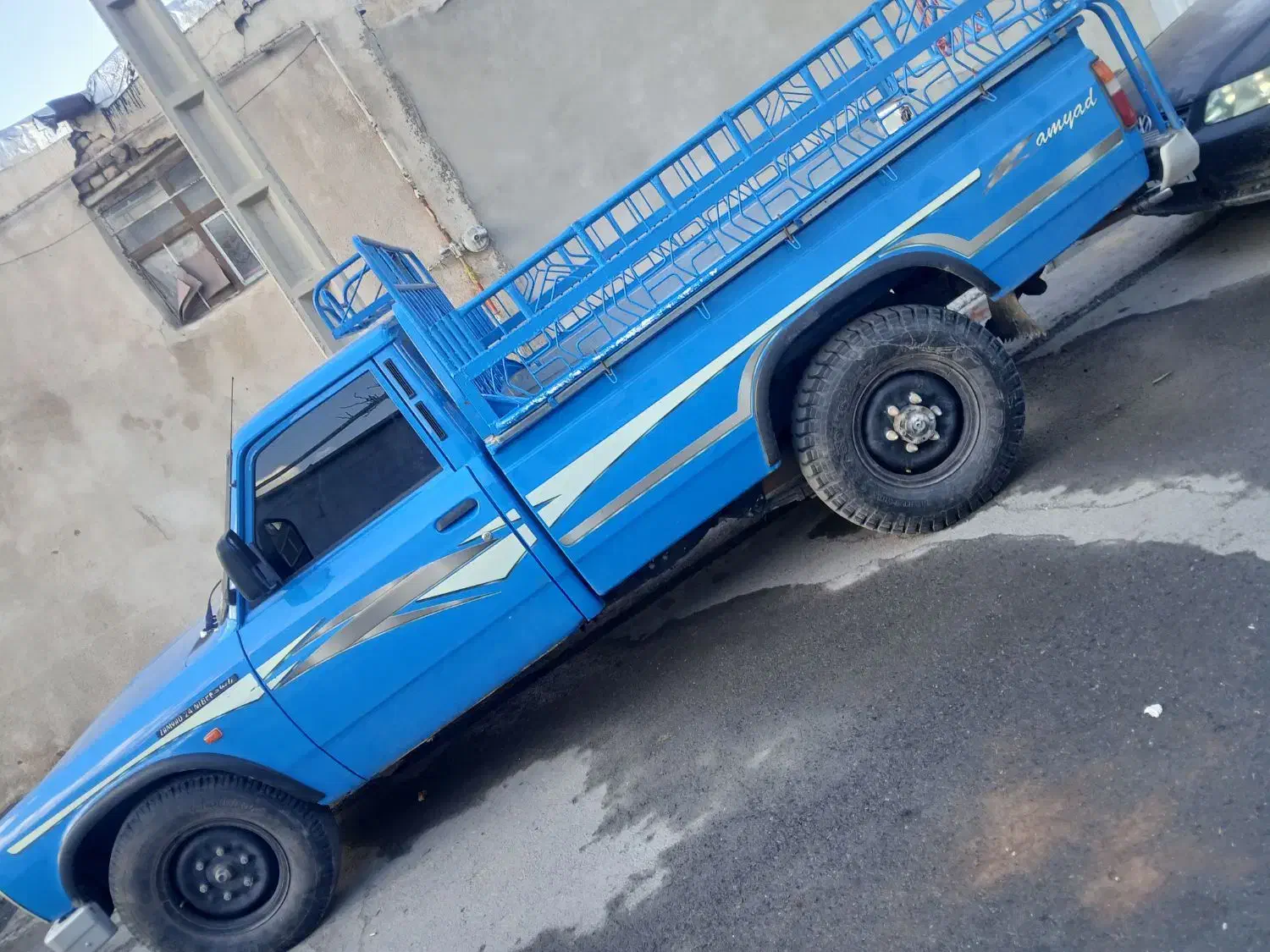 نیسان|خودرو سواری و وانت|الیگودرز, |دیوار