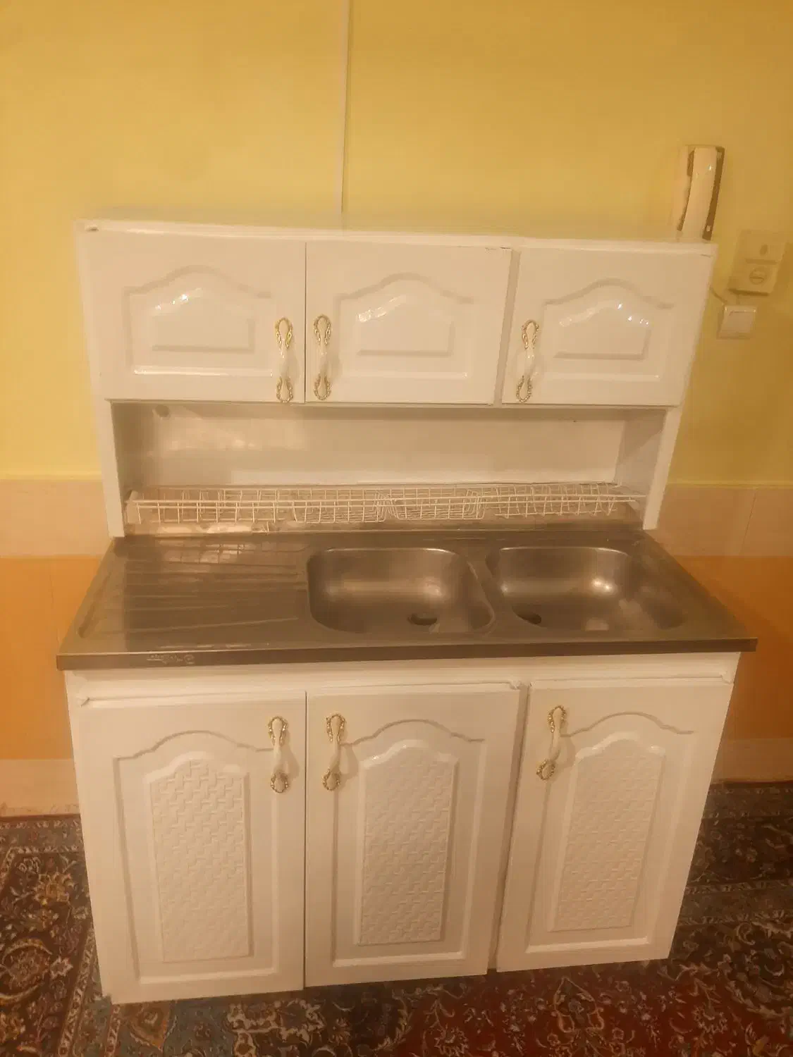 کابینت 4 سرویس کامل  تمیز وزیبا|مصالح و تجهیزات ساختمان|بروجرد, |دیوار