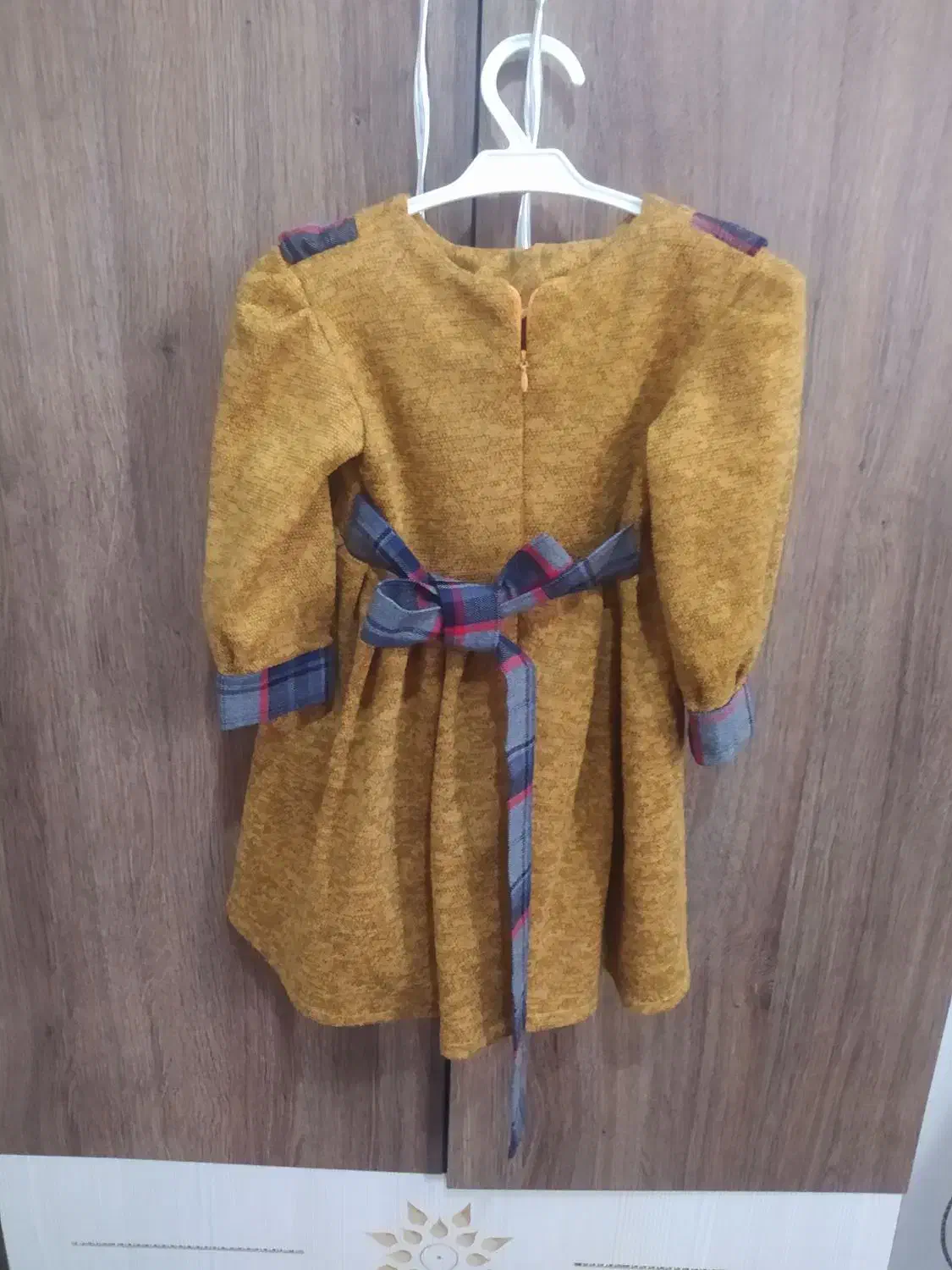 لباس بچگانه|کفش و لباس بچه|خرمدره, |دیوار