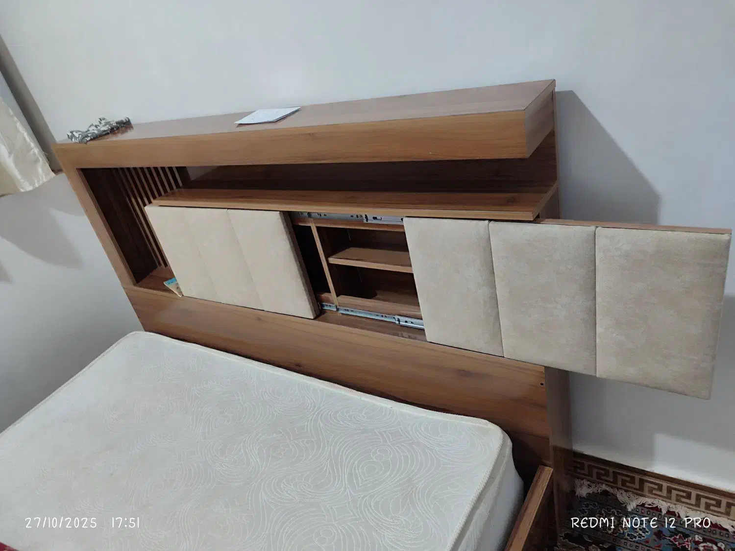 تخت خواب دو نفره درحد|تخت و سرویس خواب|گنبد کاووس, |دیوار