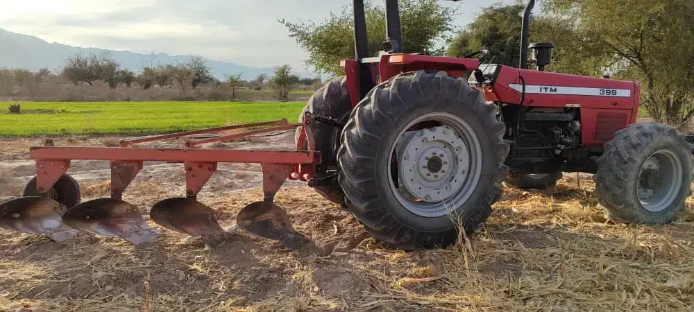 شخم مخصوص شش سیلندر|قطعات یدکی و لوازم جانبی|فارغان, |دیوار