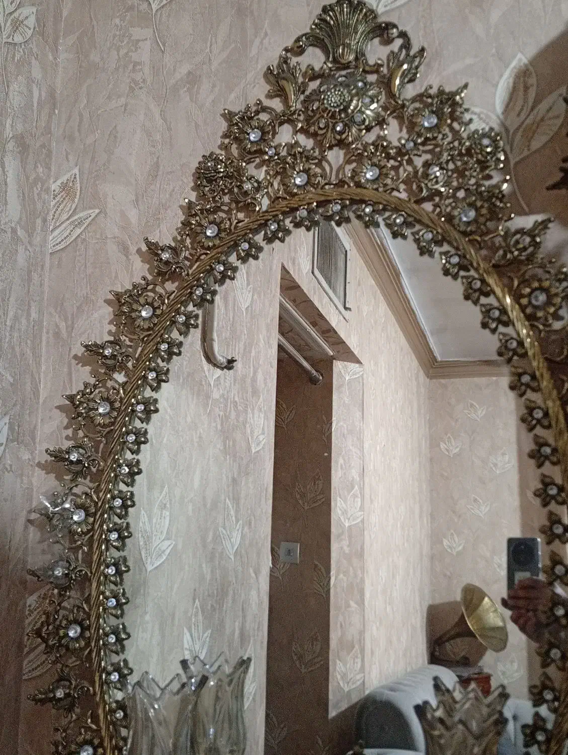 آیینه شمعدان تمام برنجی|بوفه، ویترین، کنسول|قدس, شهر‌قدس|دیوار