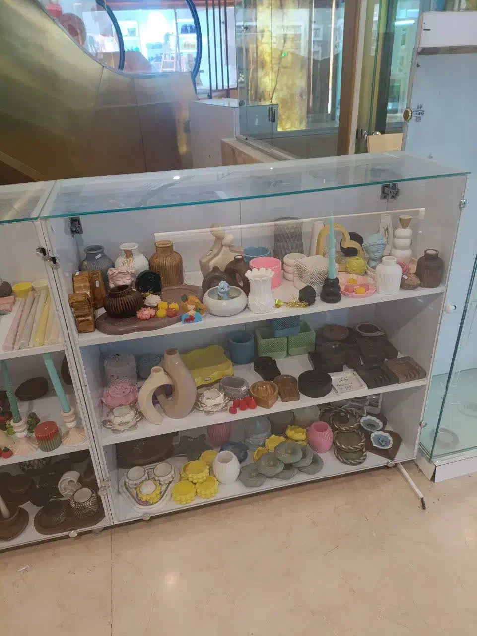 ویترین ام دی اف|فروشگاه و مغازه|شاهین‌شهر, حافظ جنوبی|دیوار