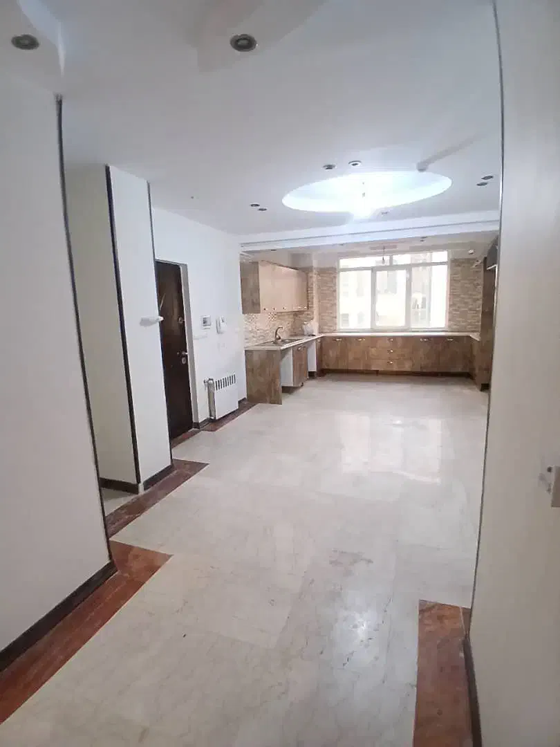 ۸۲ متر دو خوابه/ ۷ساله/ جنت‌آباد شمالی/ اخلاص