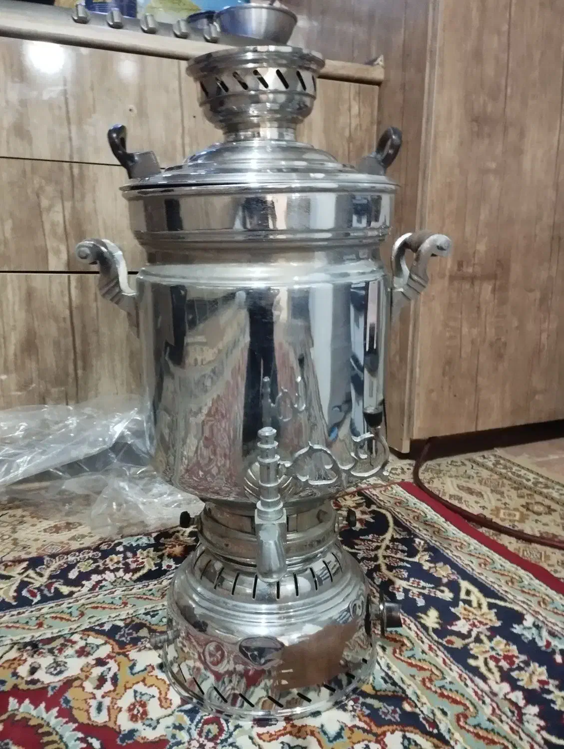 سماور|سماور، چایساز، قهوهساز|مشهد, چهارچشمه|دیوار