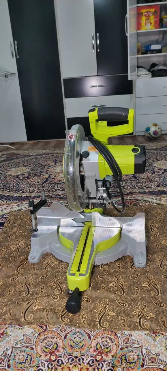 فارسی بر ایکسکورت|ابزارآلات|پیرانشهر, |دیوار