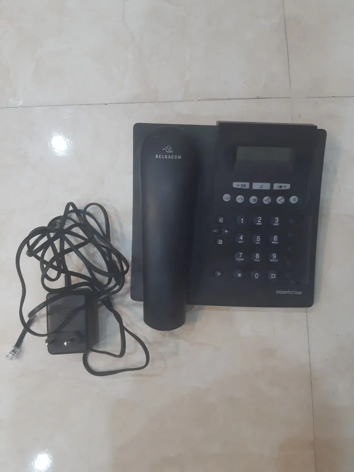 تلفن|تلفن رومیزی|اندیشه, اندیشه فاز ۳|دیوار