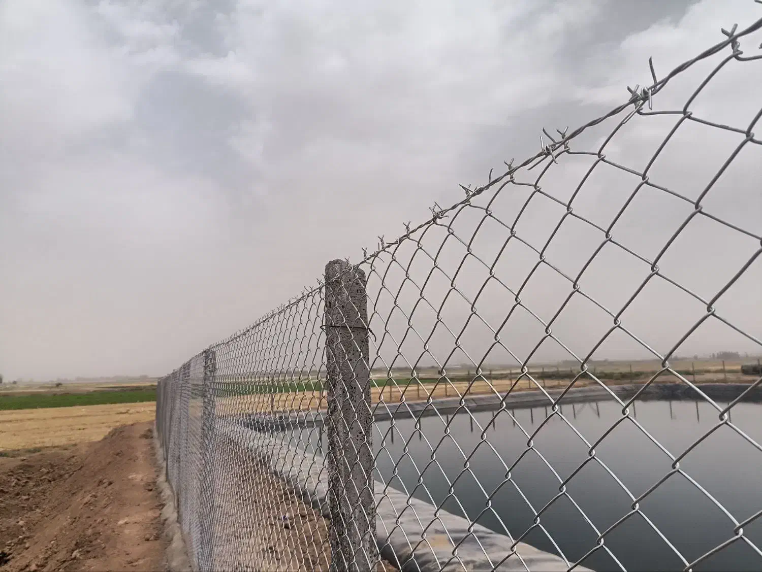 فروش فنس وپایه واجراع صفر تا صد نصب|خدمات باغبانی و درختکاری|محمدیه-قزوین, |دیوار