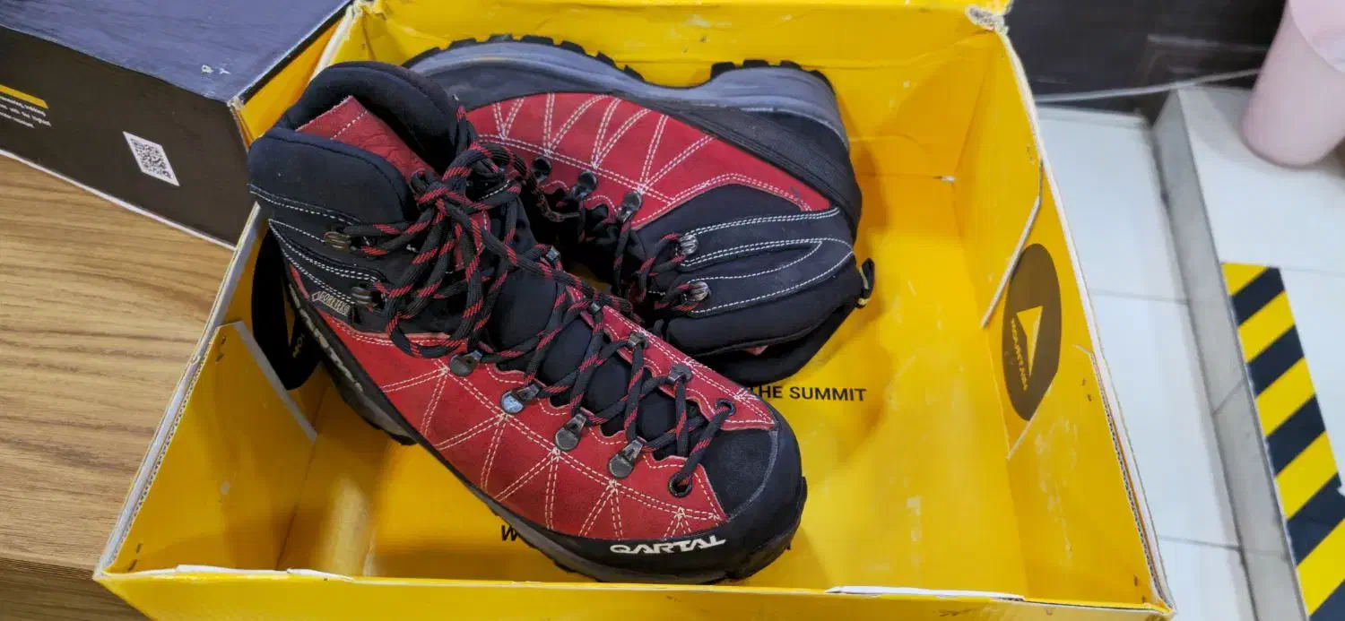 فروش کفش کوهنوردی|کوهنوردی و کمپینگ|قم, انسجام|دیوار