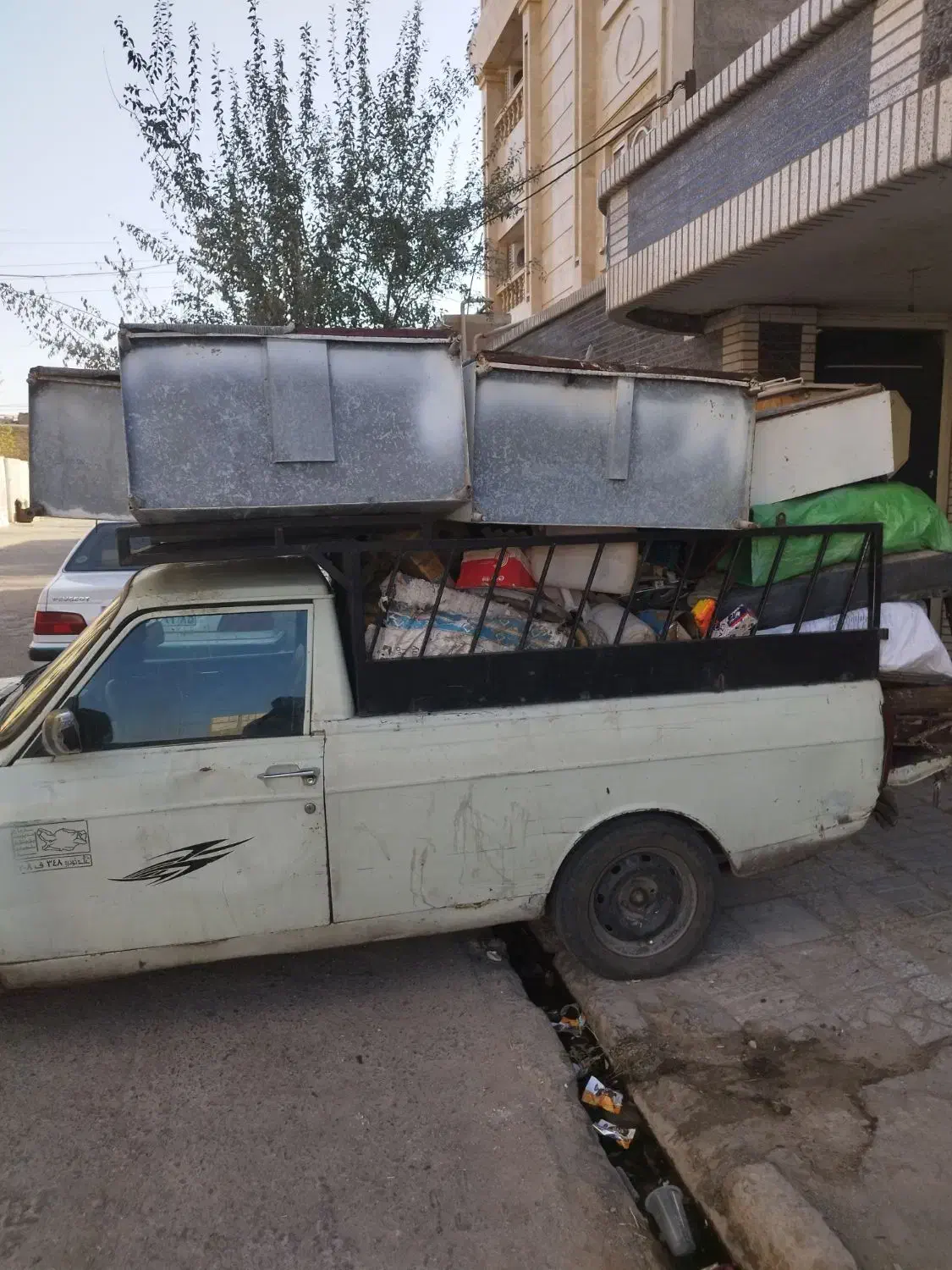 ضایعات آهن آلومینیوم پلاستیک ازدرب منزلتان خ|عمدهفروشی|زاهدان, |دیوار