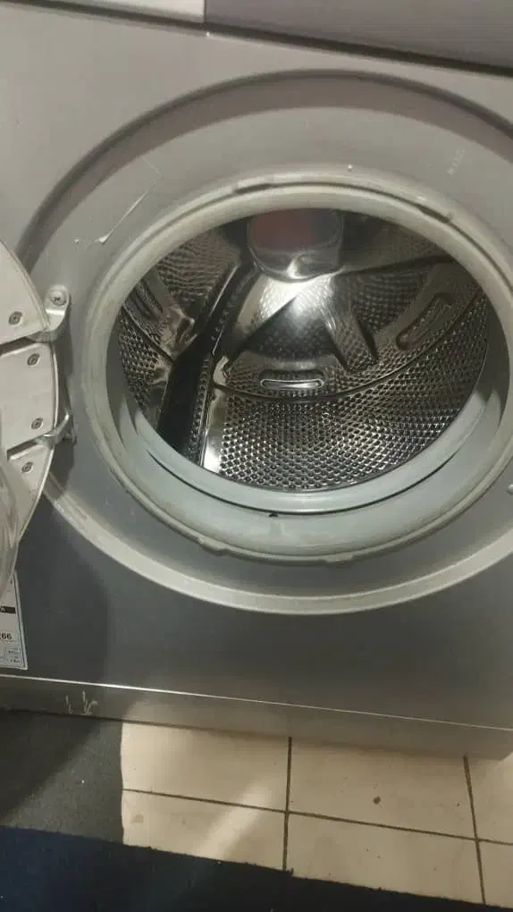 ماشین لباسشویی|ماشین لباسشویی و خشککن لباس|تهران, میدان ولیعصر|دیوار