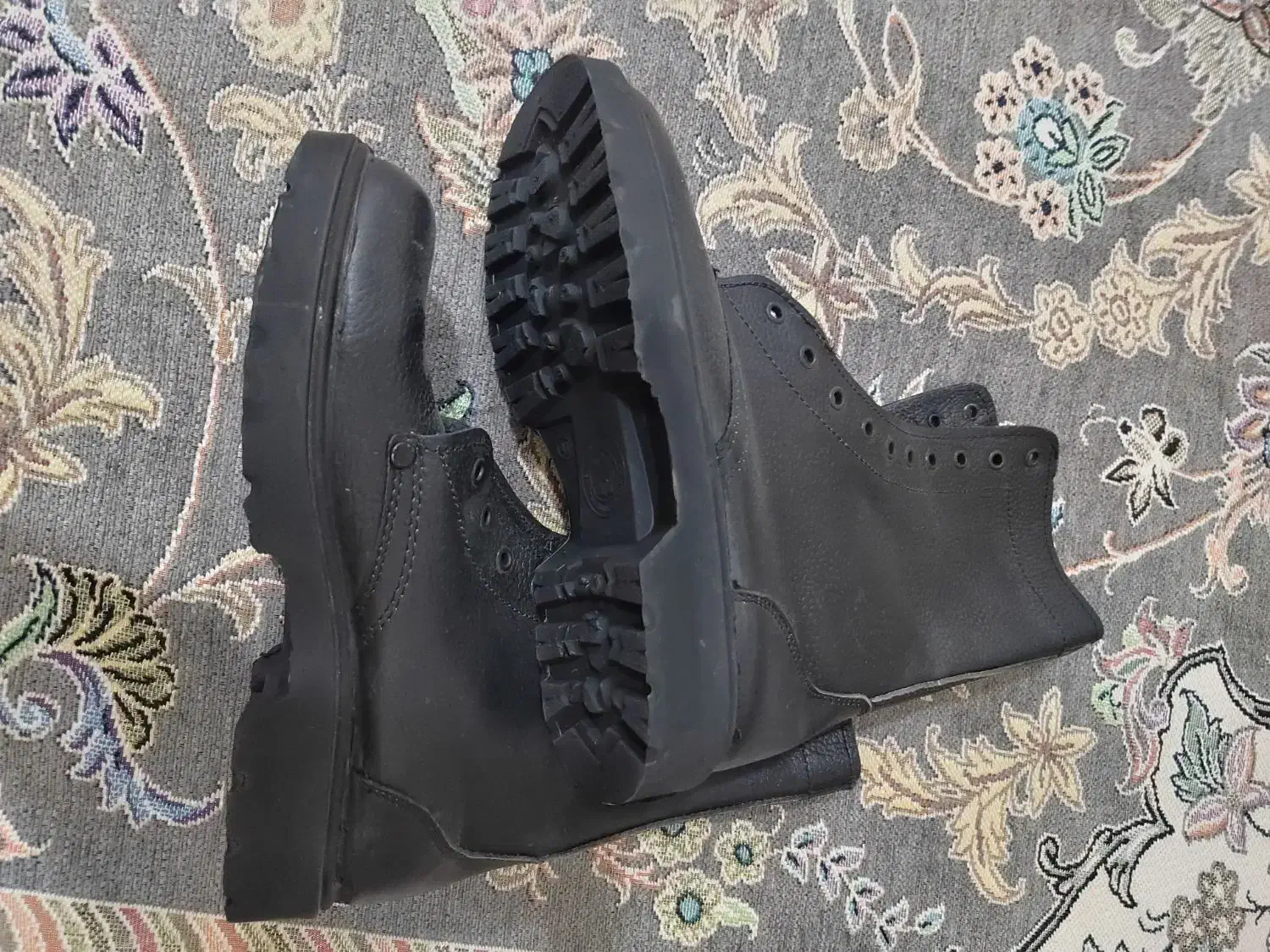 پوتین سربازی|کیف، کفش، کمربند|اندیمشک, |دیوار