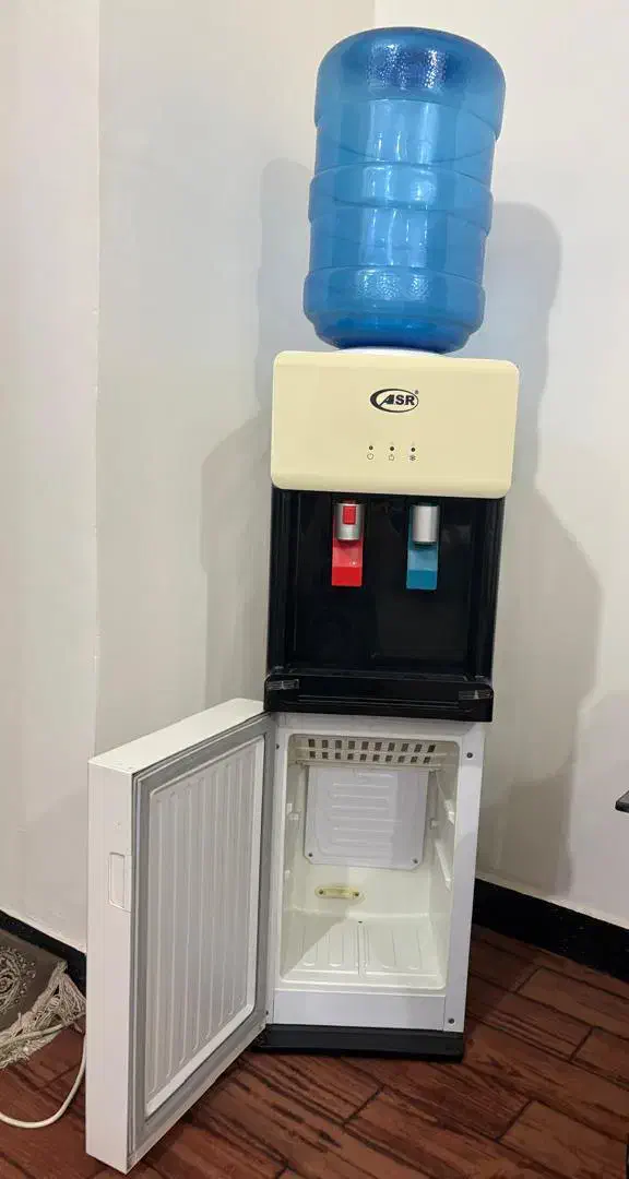 آبسردکن یخچال دار درحد صفر|آب‌سردکن و تصفیه آب|شوشتر, |دیوار