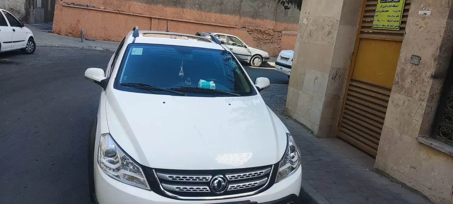 ماشین h30 cross|خودرو سواری و وانت|تهران, شهرک فردوس (حسینی)|دیوار