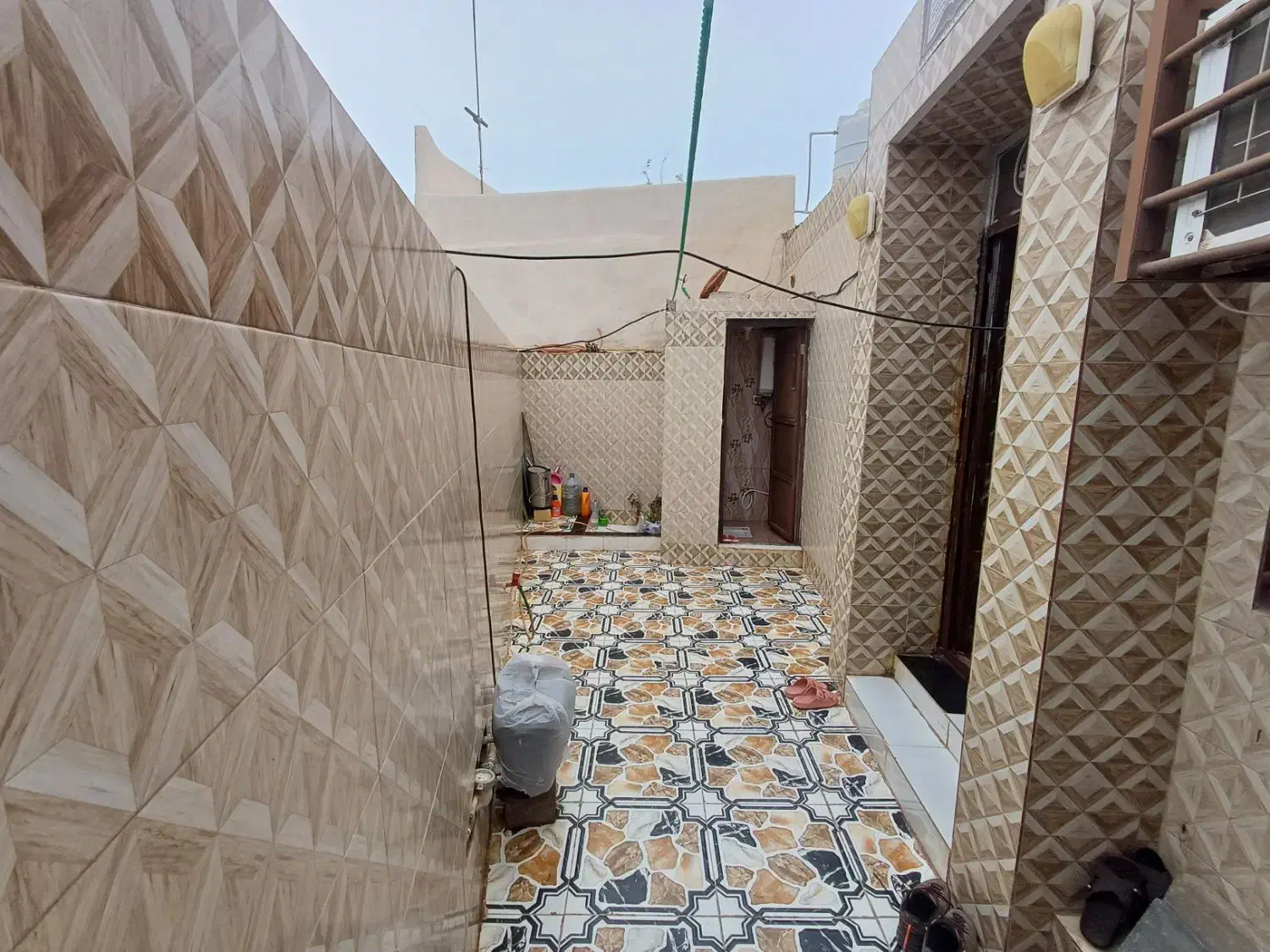 واحد نوساز یک خواب کنار دریا ماه و دریا|اجارهٔ کوتاهمدت آپارتمان و سوئیت|هرمز, |دیوار