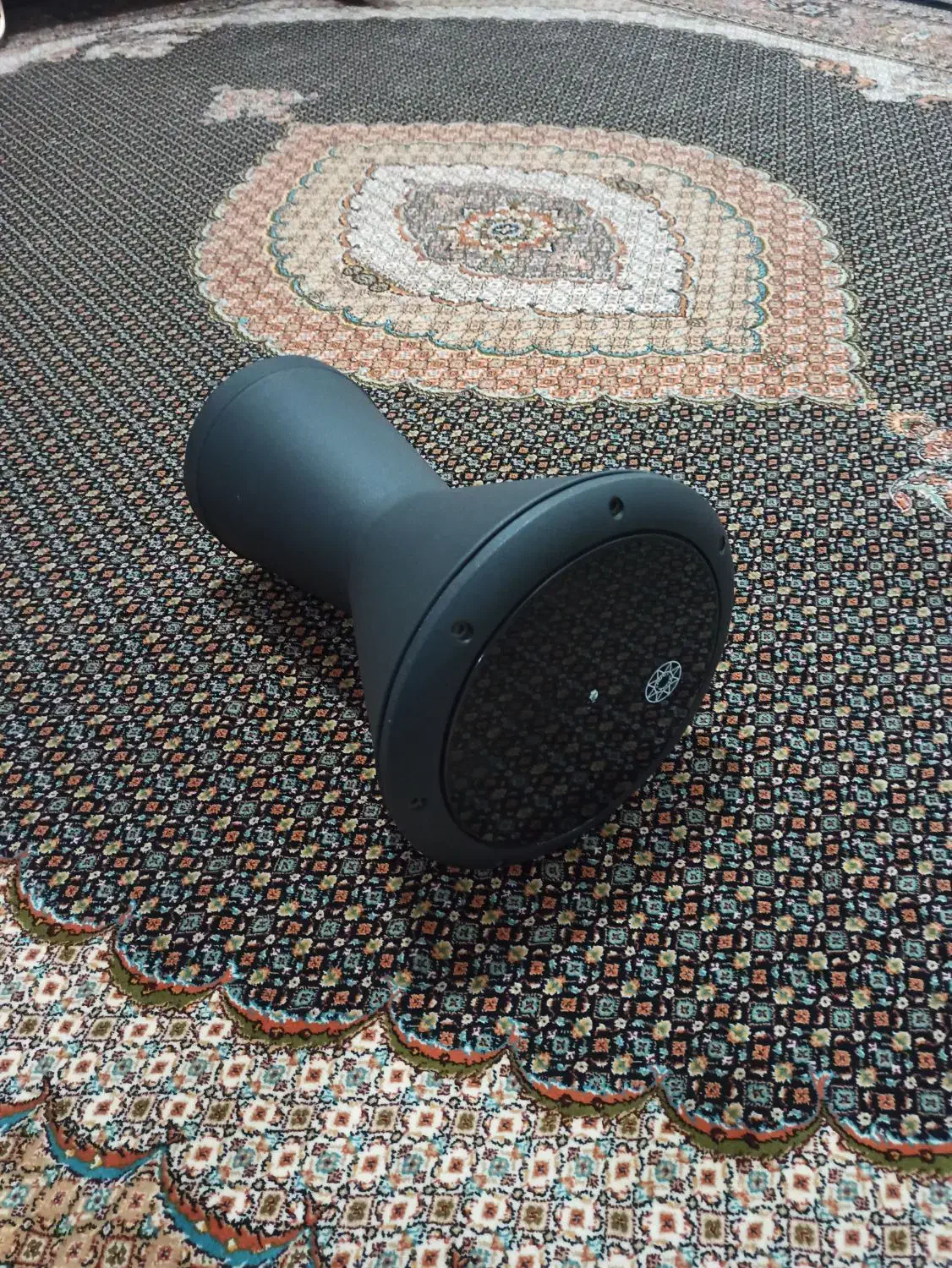 تمپو در حد نو|درام و پرکاشن|اردبیل, |دیوار