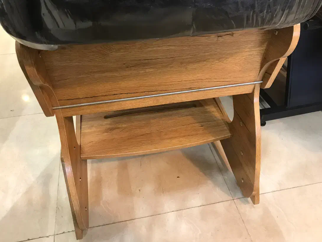 تخت سالنی حرفه ای مقاوم و شیک|آرایشگاه و سالنهای زیبایی|یزد, |دیوار