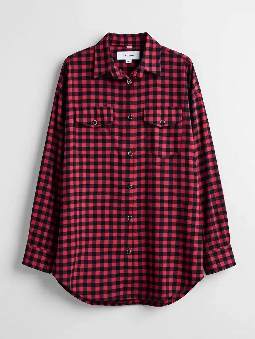 مانتو|لباس|لوشان, |دیوار