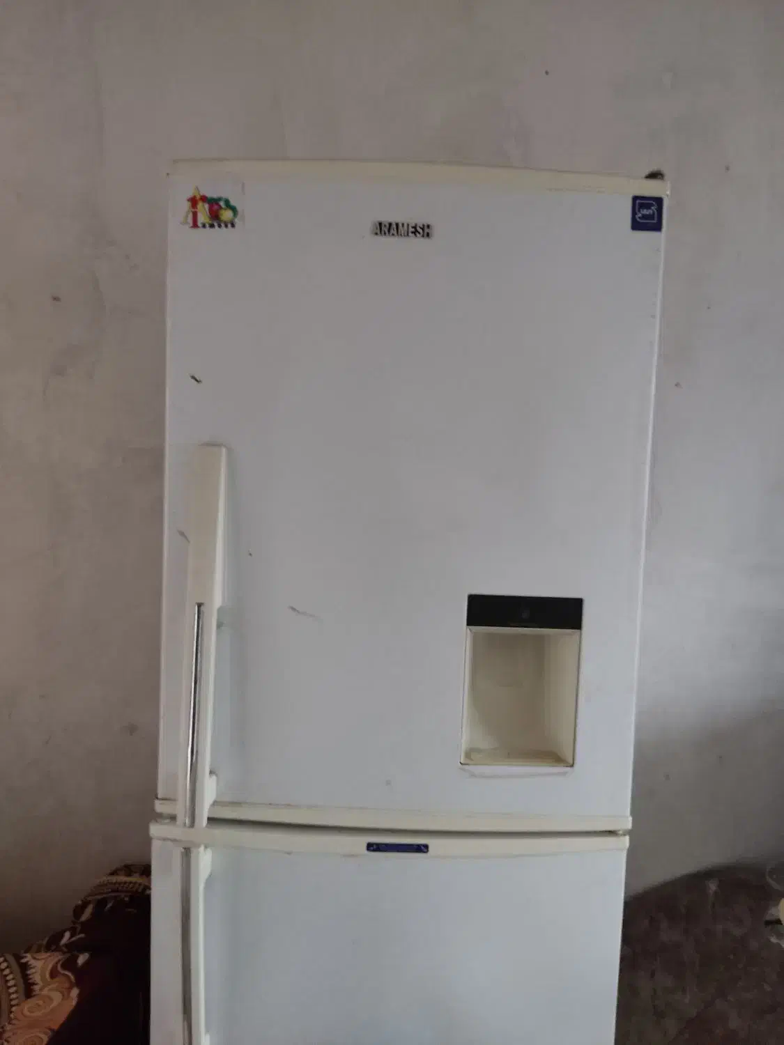 یخچال|یخچال و فریزر|جره و بالاده, |دیوار