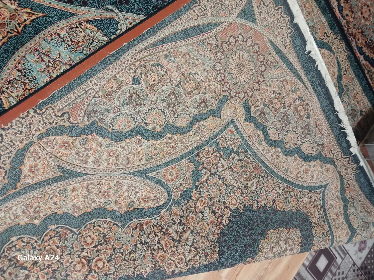 فرش ۹متری|فرش|قدس, شهر‌قدس|دیوار