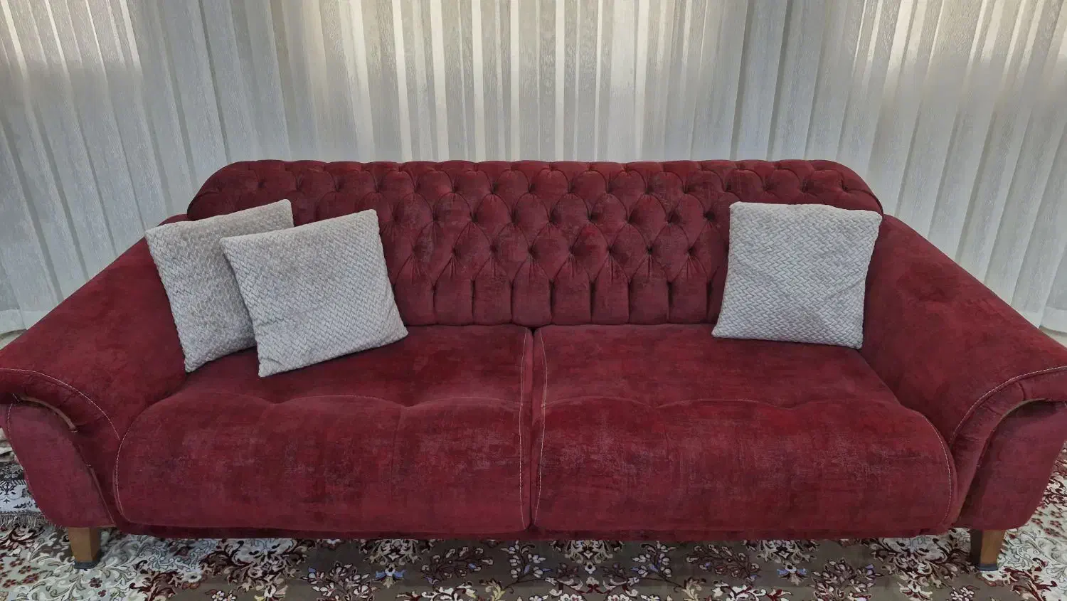 ۲ست راحتی سه نفره چستر به همراه میز جلو مبلی|مبلمان خانگی و میز عسلی|دزفول, |دیوار