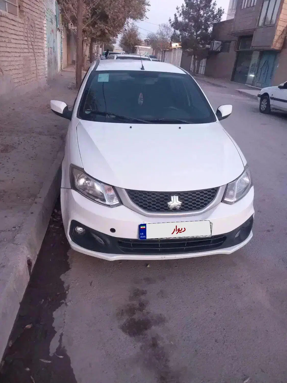 ساینا s مدل بیرنگ|خودرو سواری و وانت|چناران, |دیوار