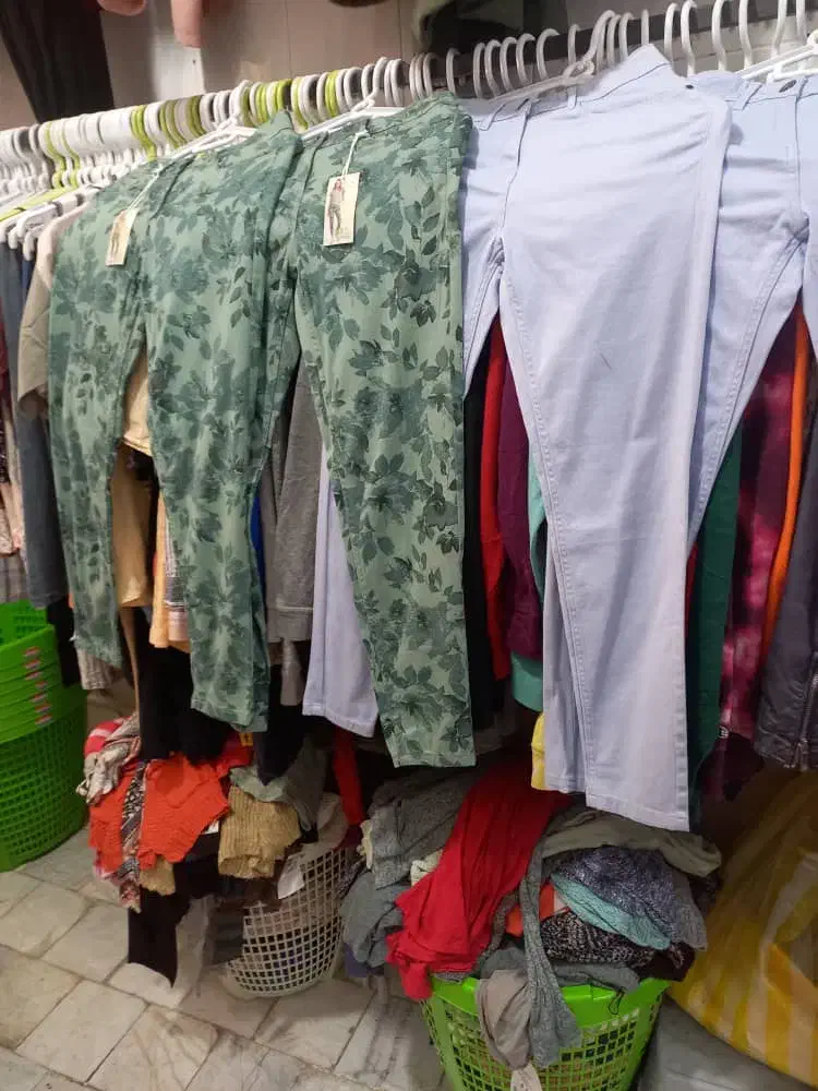 شوار جین (لی)|لباس|مراغه, |دیوار