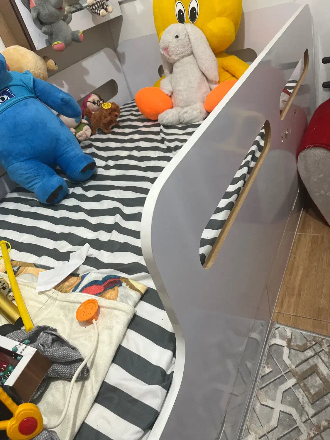 تخت یک نفره|تخت و سرویس خواب|رشت, پل تالشان|دیوار