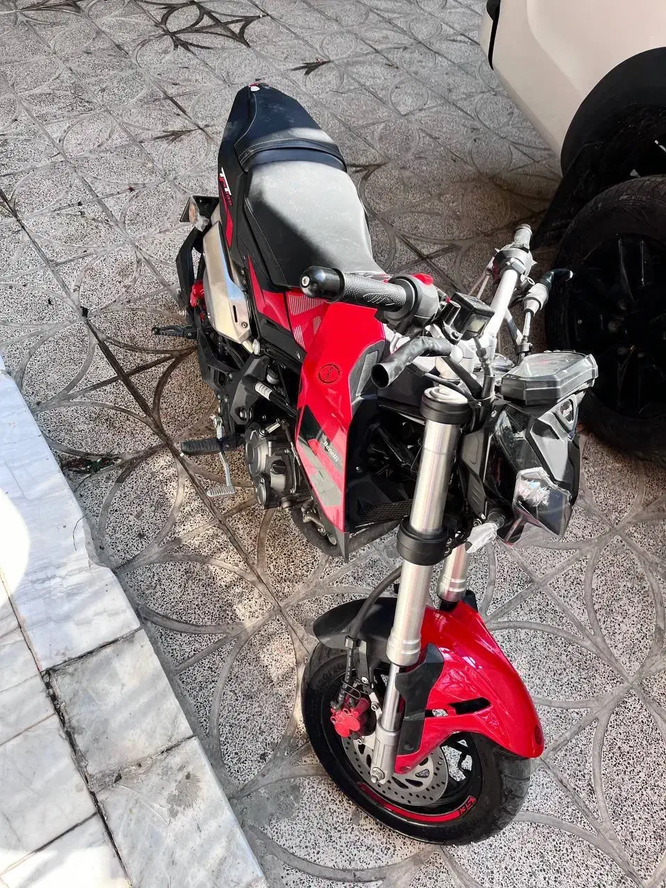 موتور بنلی 135|موتورسیکلت|اندیشه, اندیشه فاز ۲|دیوار