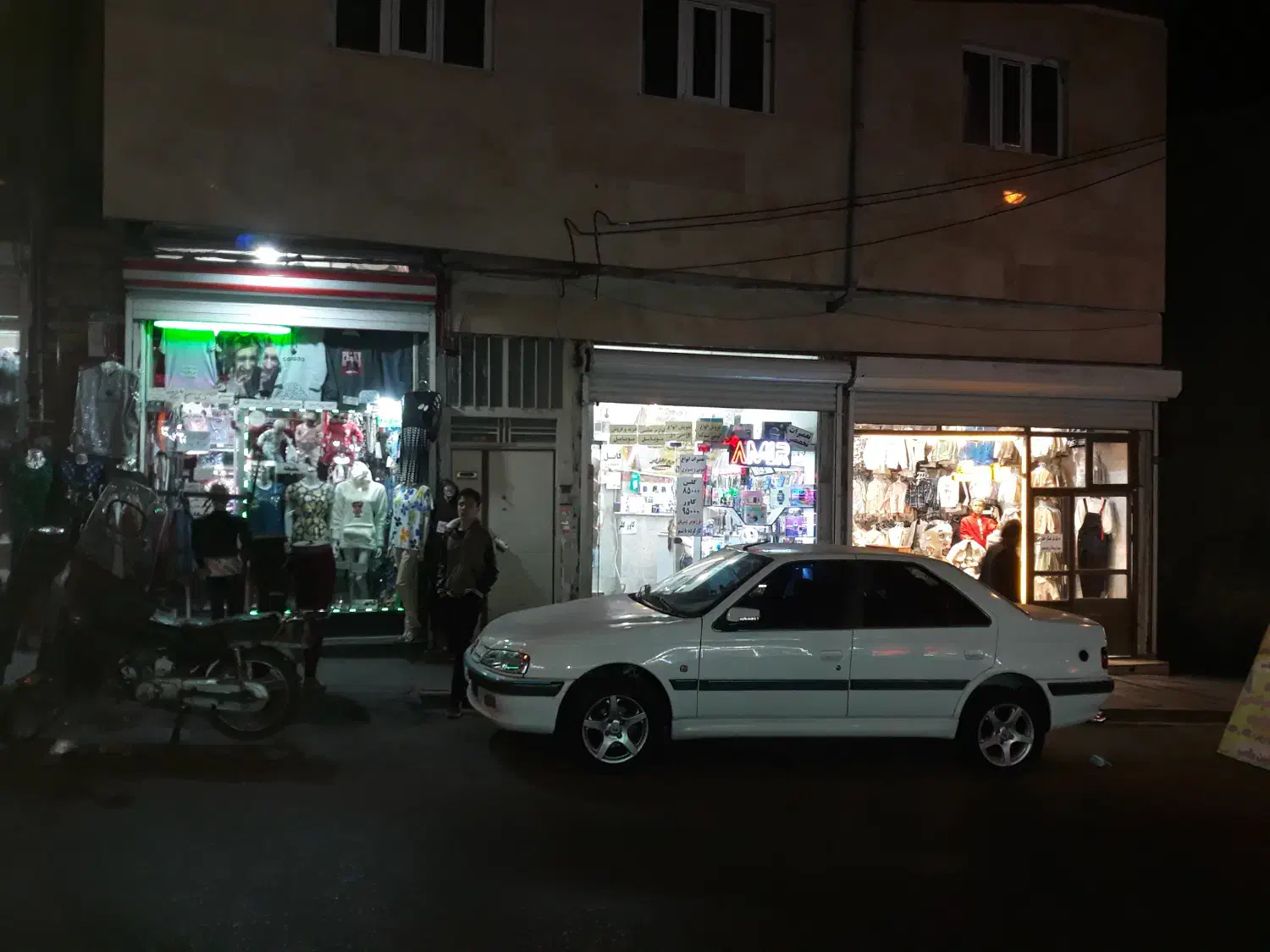 فروش ملک مسکونی تجاری در منبع طلا فروشان|فروش مغازه و غرفه|تبریز, |دیوار