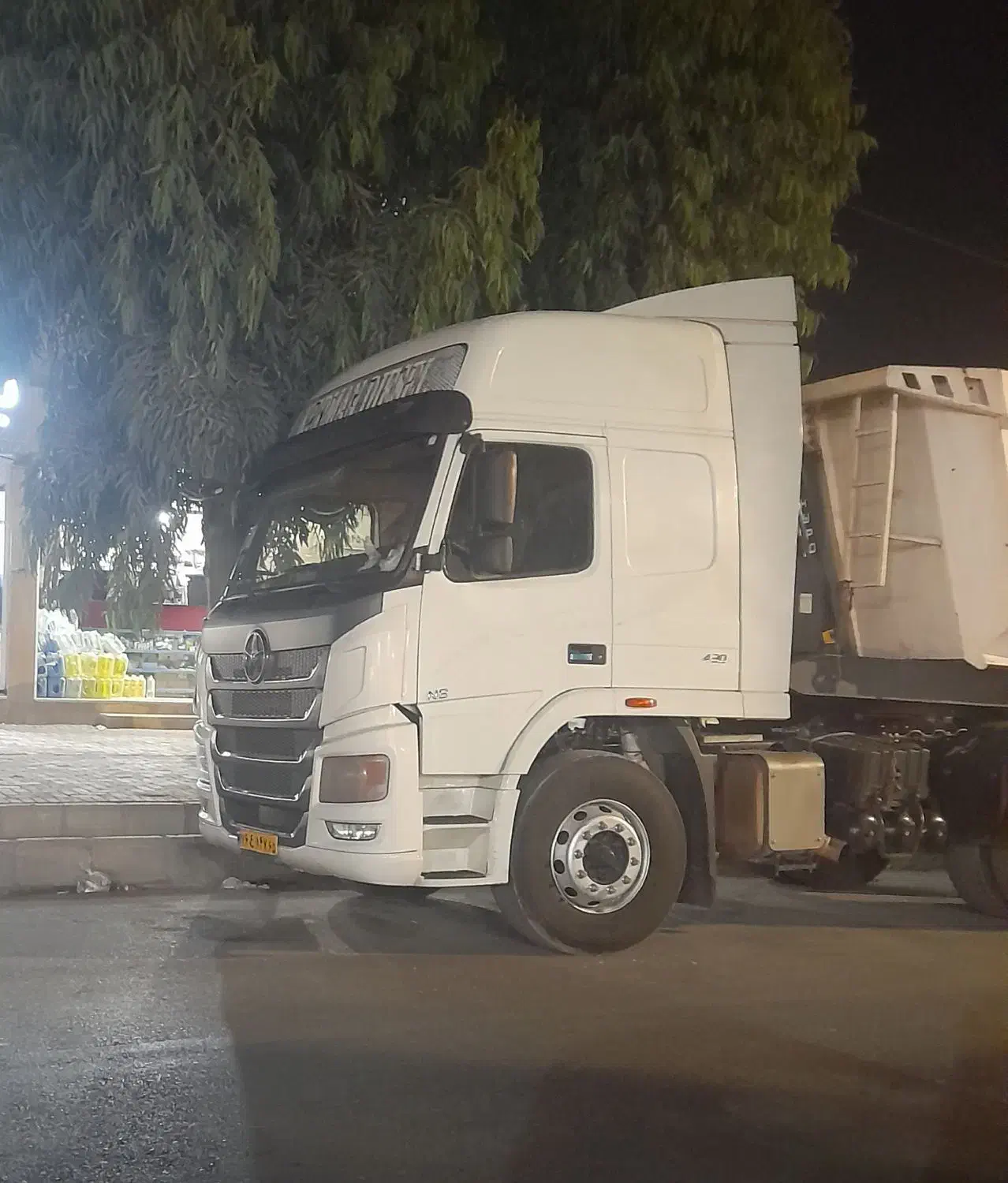 کشنده دایان|خودرو سنگین|کرمان, |دیوار