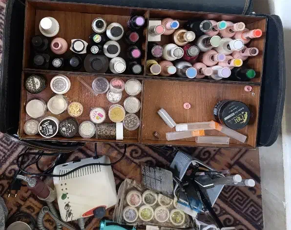 وسایل ناخن|آرایشی، بهداشتی، درمانی|هشتگرد, قاسم آباد بزرگ|دیوار